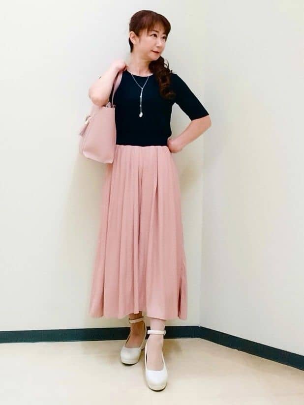 花さんの「Reflect｜【インナーにおすすめ◎】クルーネックストレッチリブトップス」を使ったコーディネート