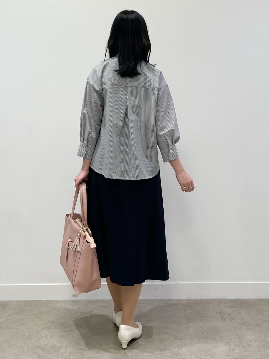 yukariさんの「Reflect｜【接触冷感】八分袖フロントフリルブラウス」を使ったコーディネート
