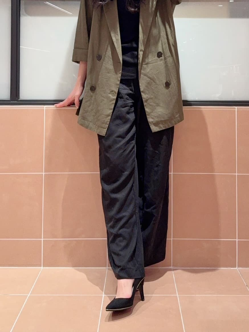 kaoriさんの「ESPERANZA｜【レイン対応/12時間パンプス】約8.5cm　歩きやすくて疲れにくい」を使ったコーディネート