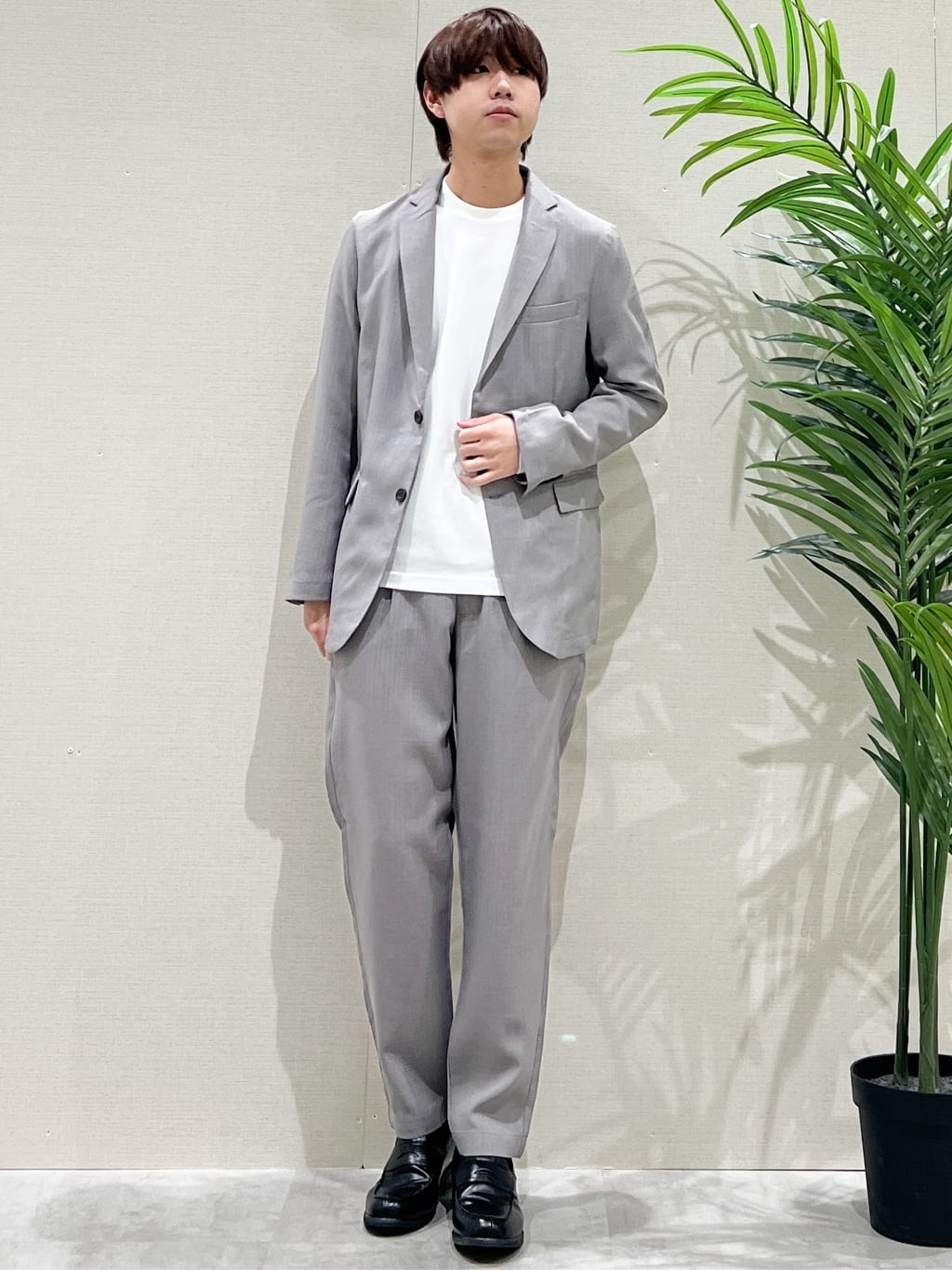 SHI-MAさんの「THE SHOP TK｜【LINO FINE】リネンライク テーラードジャケット 吸水速乾/イージーケア/UVカット/洗濯機」を使ったコーディネート