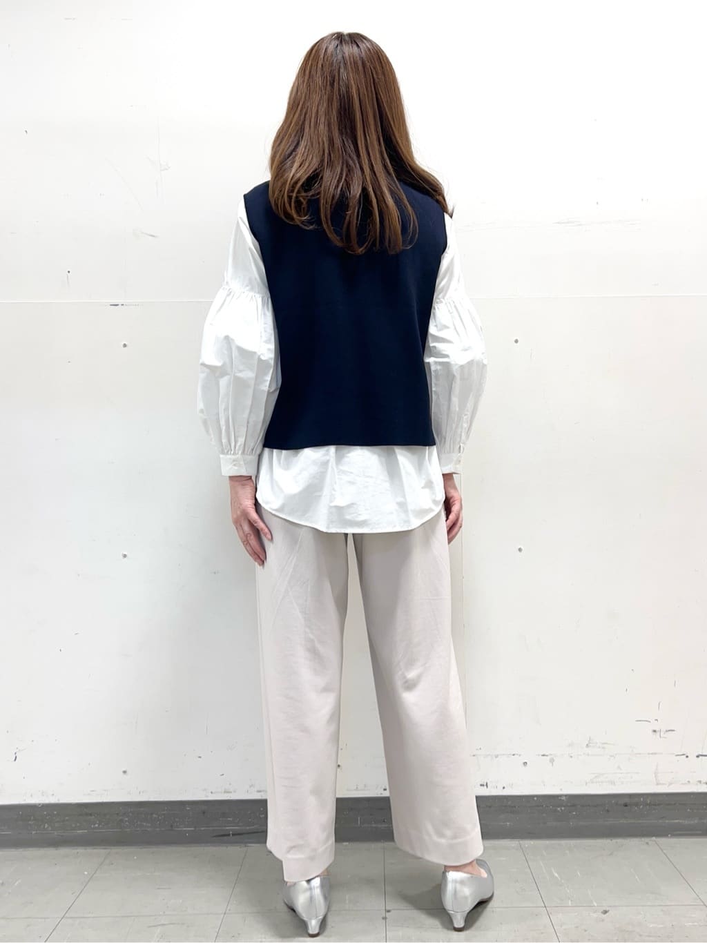 yuさんの「Reflect｜【レイヤードにおすすめ◎】バンドカラーボリュームスリーブシャツ」を使ったコーディネート