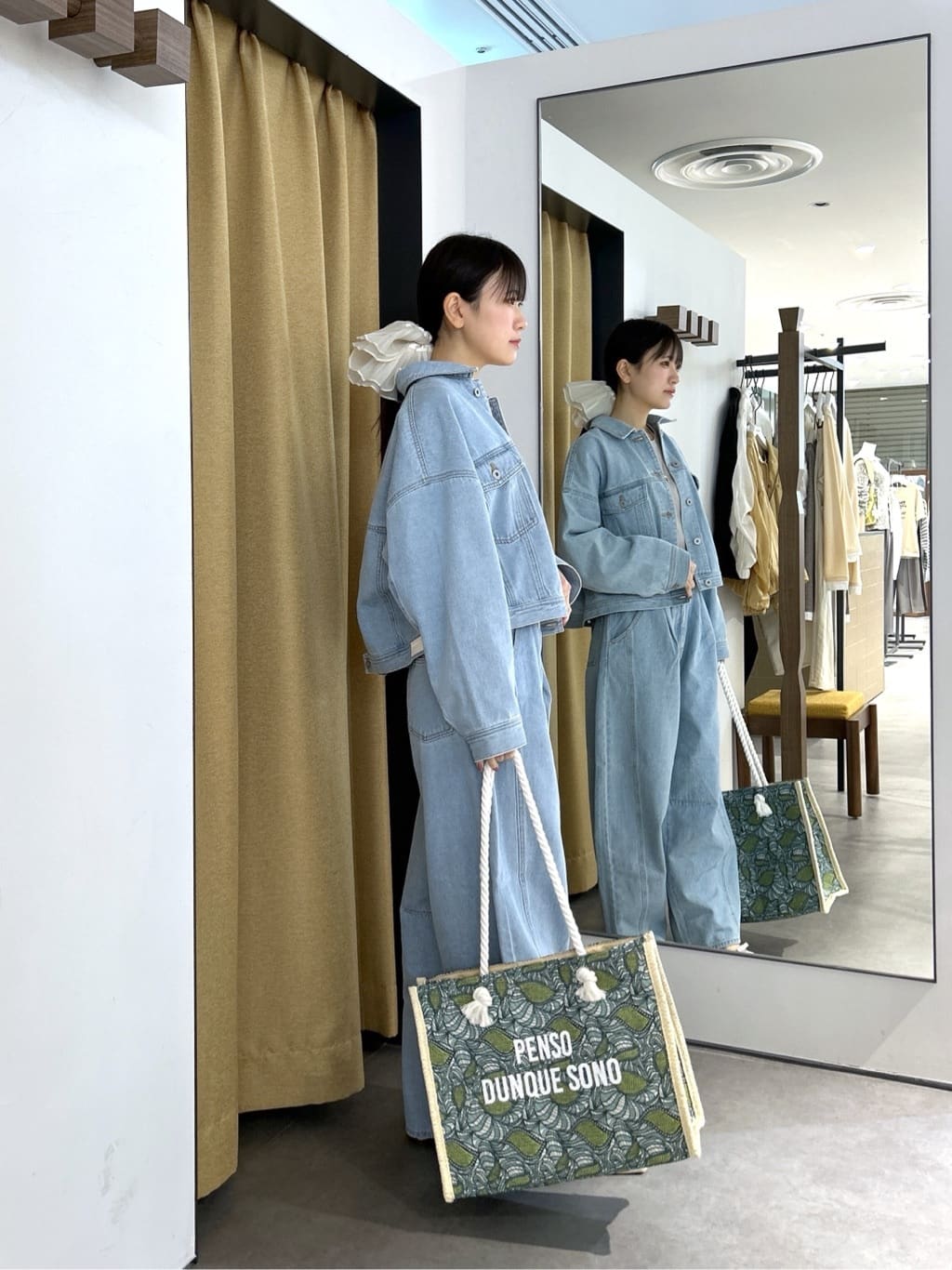 Renoさんの「INDIVI｜ボックスデニムジャケット」を使ったコーディネート