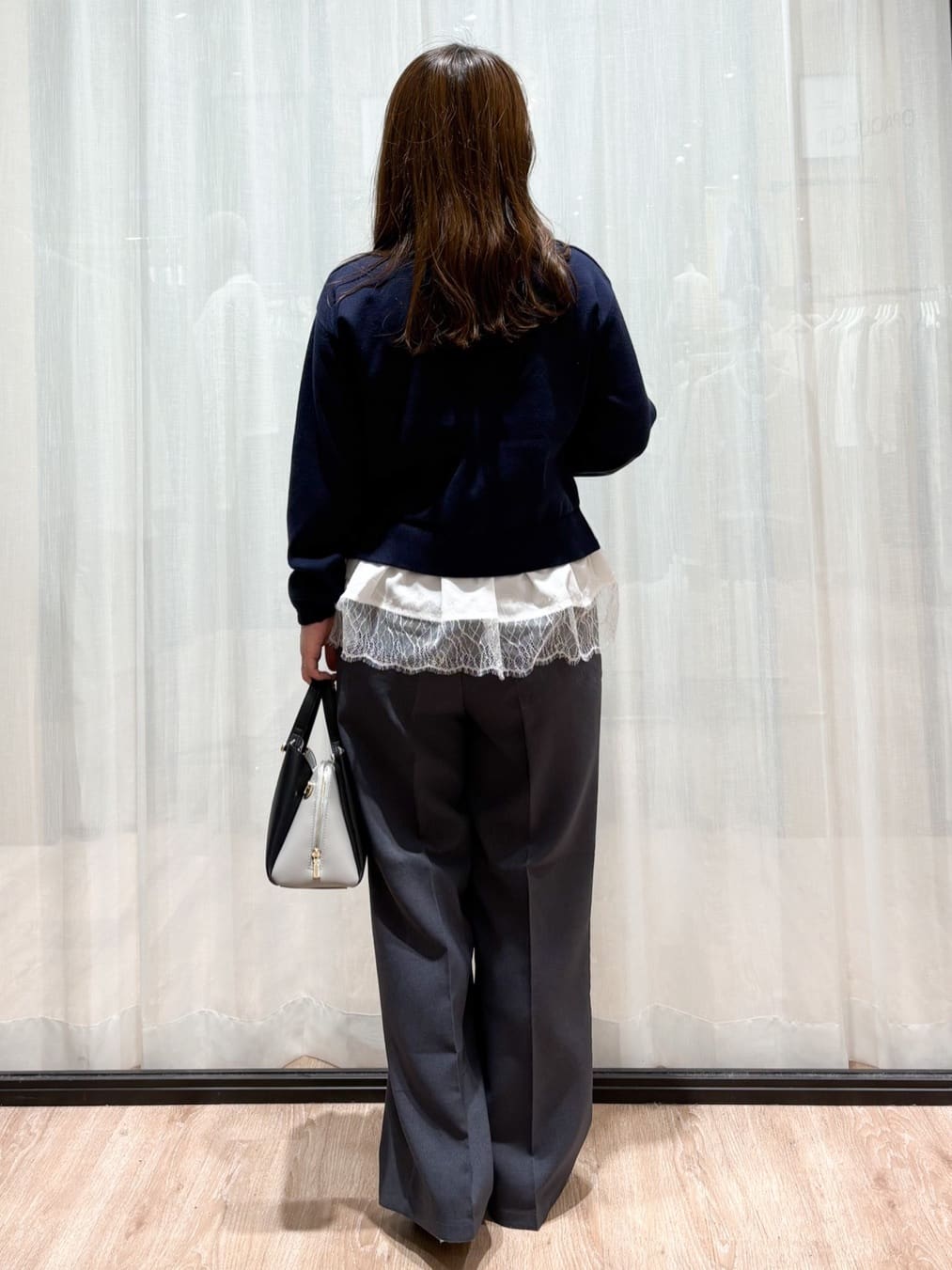 かなさんの「OPAQUE.CLIP｜イージーワイドパンツ【洗濯機OK】」を使ったコーディネート