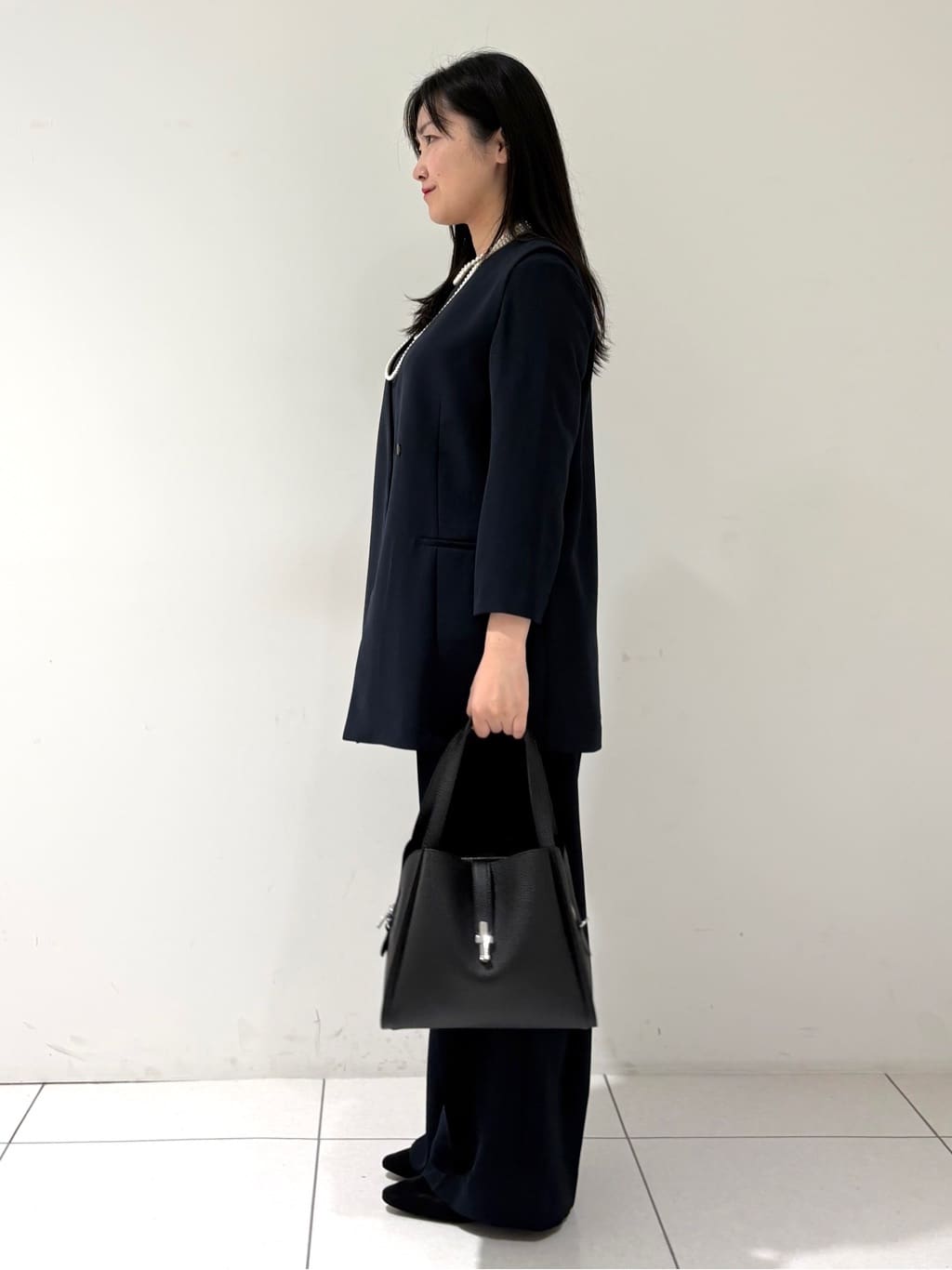 momokoさんの「INDIVI｜【洗える／多機能／SETUP可】着る日傘ジレジャケット」を使ったコーディネート