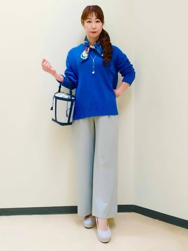 花さんの「Reflect｜ドライタッチストレートワイドパンツ」を使ったコーディネート