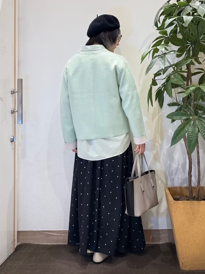 misakiさんの「SHOO･LA･RUE｜【洗濯機可/S-LL】品良くきまる 配色カーディガン」を使ったコーディネート