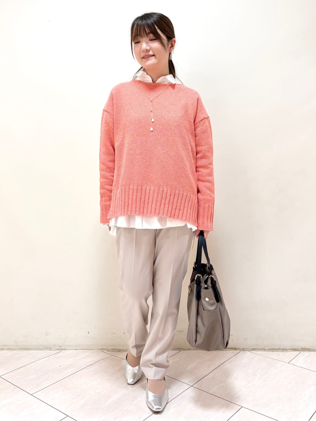 mikiさんの「Reflect｜【レイヤードにおすすめ◎】ロング丈リラクシーニット」を使ったコーディネート