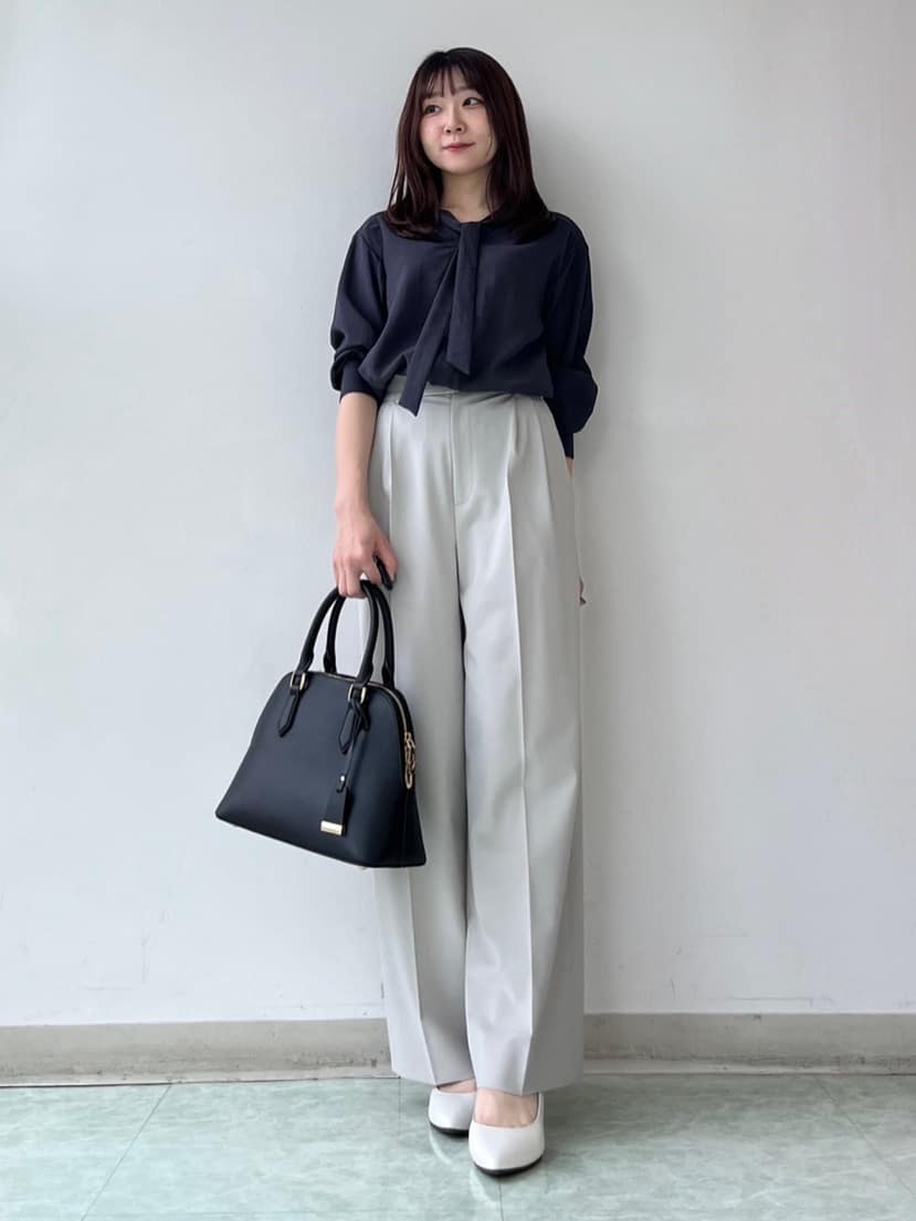KAHOさんの「UNTITLED｜【洗える/ワイド】ベーシックツータックパンツ」を使ったコーディネート