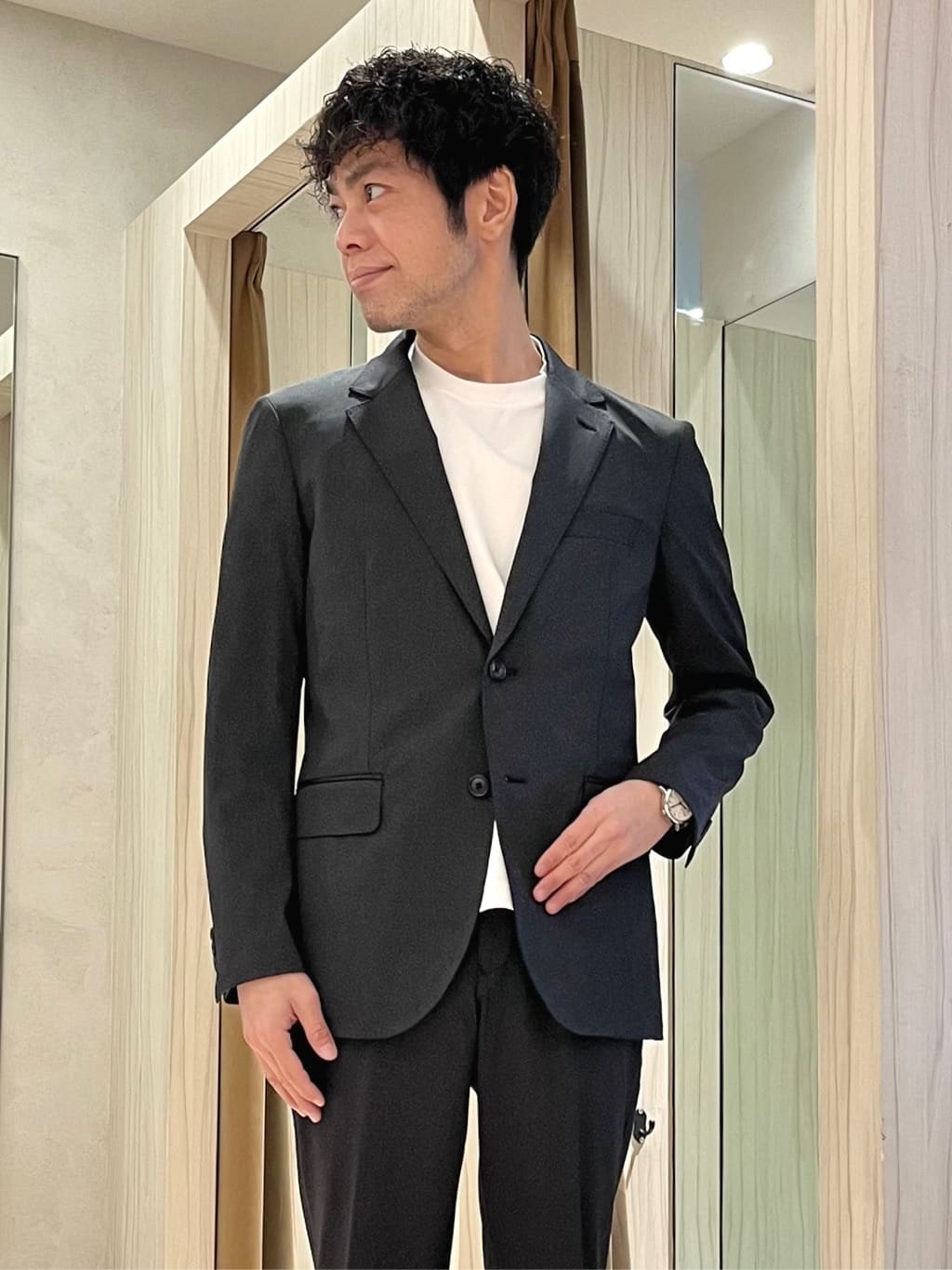 URAさんの「TAKEO KIKUCHI｜【ダウンライナー付き】ドビースタンドカラーコート」を使ったコーディネート
