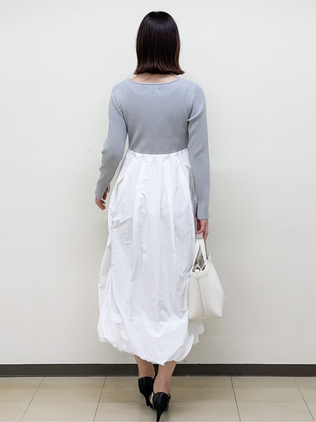 yurinaさんの「index｜ドッキングバルーンロングフレアワンピース【洗濯機OK】」を使ったコーディネート