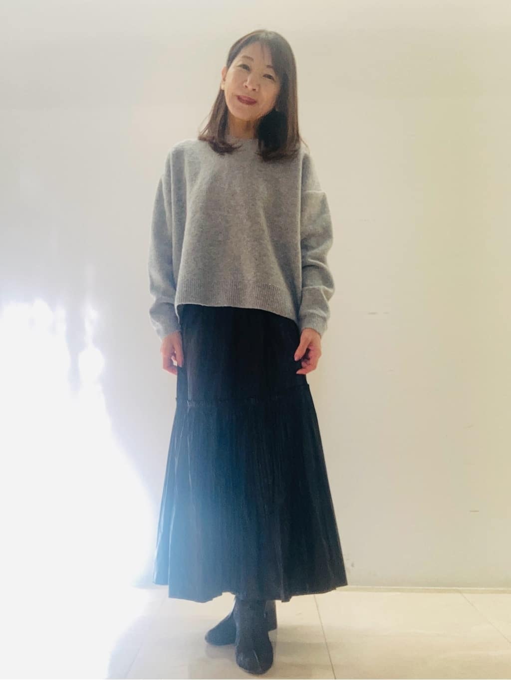 kurodaさんの「Reflect｜【選べる5色／ゆったりシルエット】Vネックスパンコールニット」を使ったコーディネート