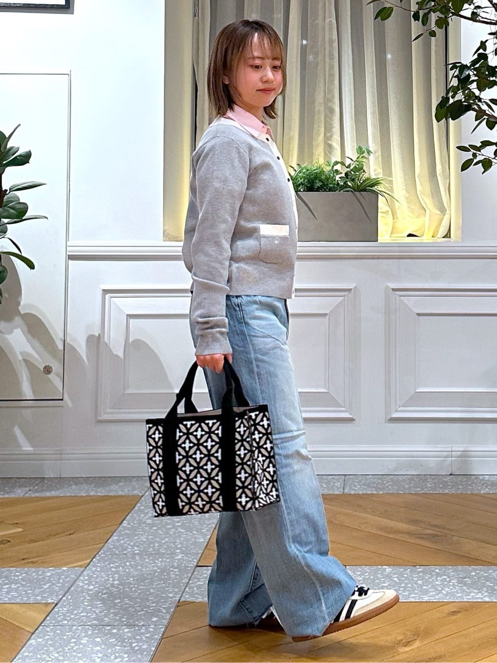 なべこさんの「DRESSTERIOR｜◆ウォッシャブル コットンカシミヤ コンビカーデ」を使ったコーディネート