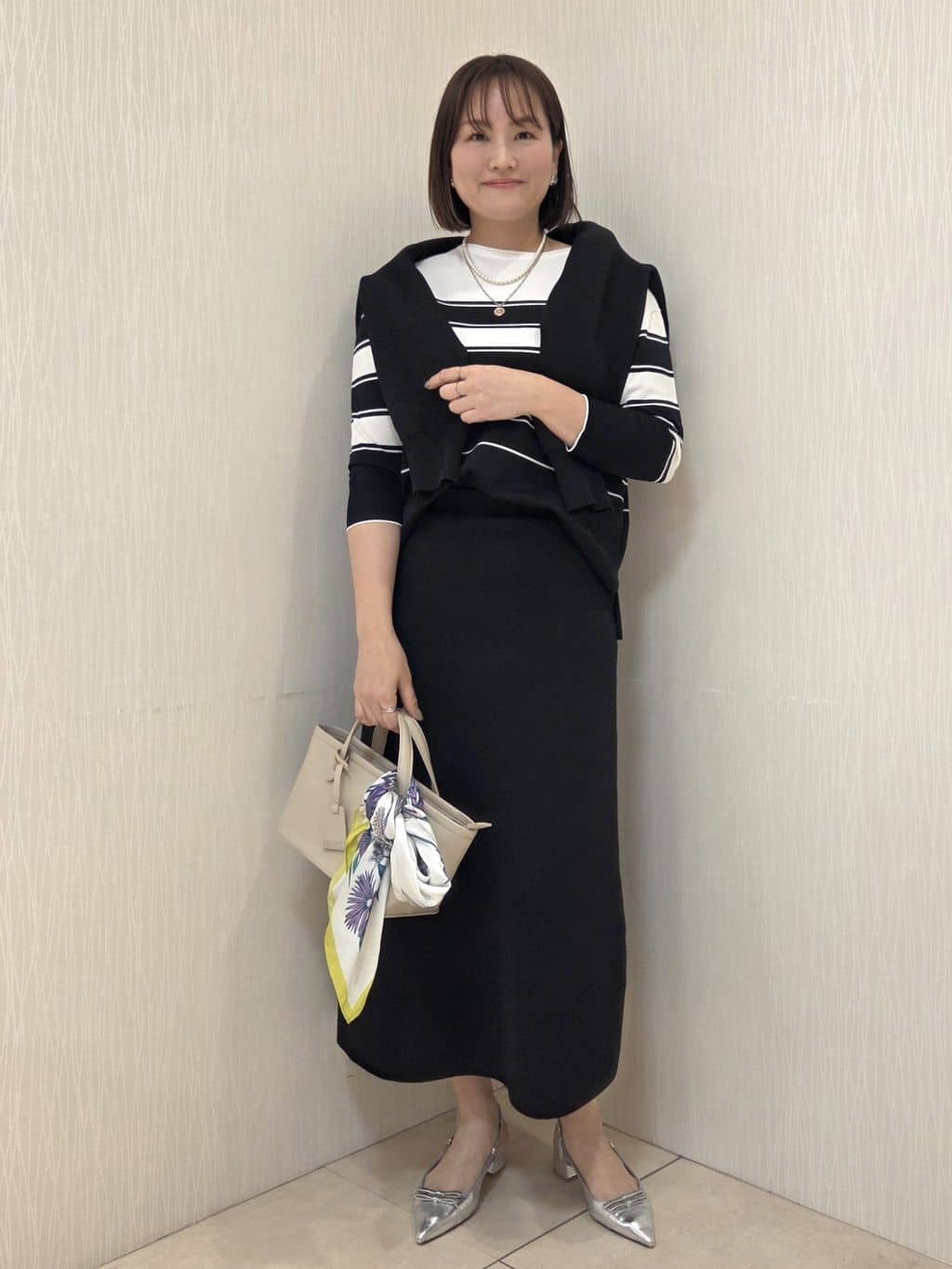 naokoさんの「UNTITLED｜◆【軽羽織り/セットアップ可】ジップアップニットカーディガン」を使ったコーディネート