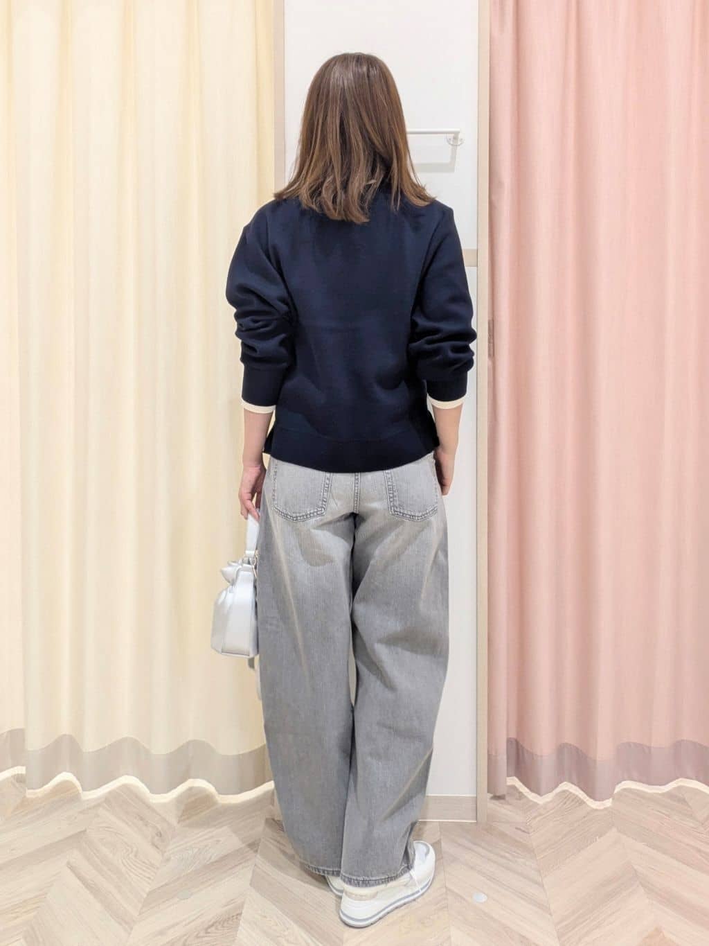 miyuさんの「SHOO･LA･RUE｜【洗濯機可/S-LL/インしなくても着られる】1枚で決まる　レイヤード風スウェットライクニット」を使ったコーディネート