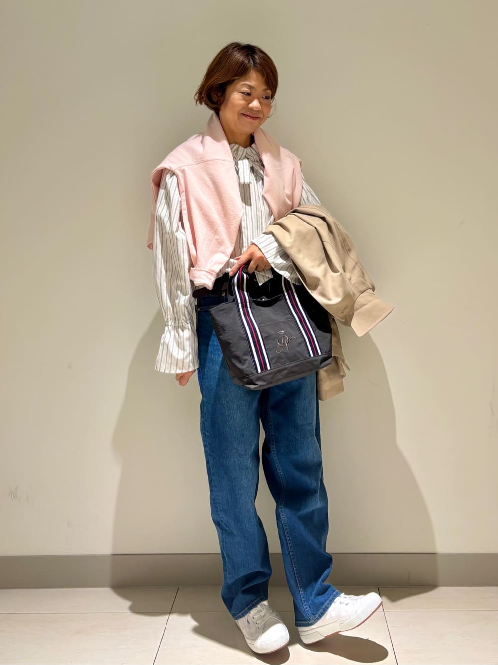 Haruさんの「Dessin｜【花粉ガード/撥水加工/洗える】ステンカラースプリングコート」を使ったコーディネート
