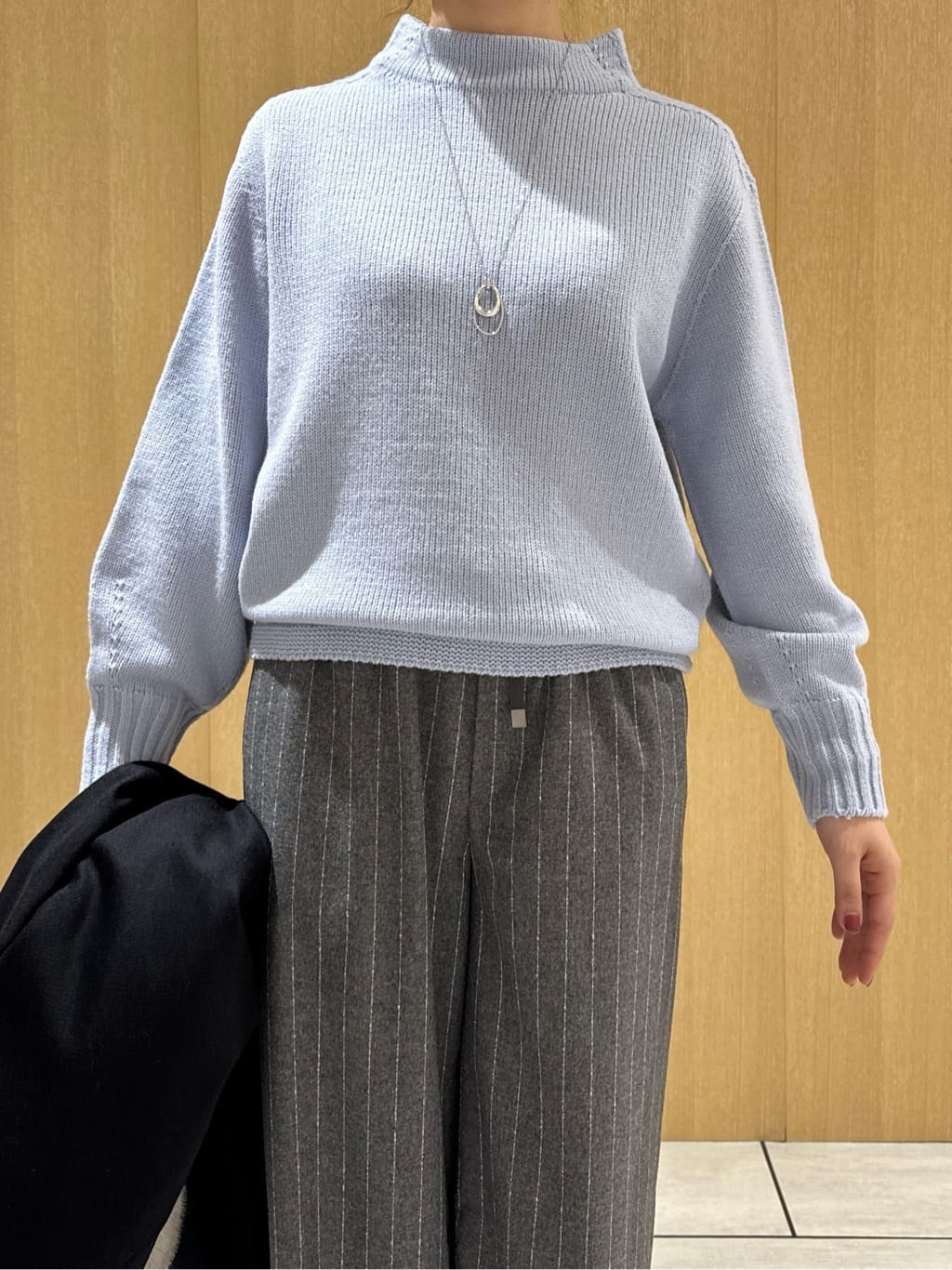 nanaさんの「UNTITLED｜【洗える】スポンディッシュ ボトルネックニット」を使ったコーディネート
