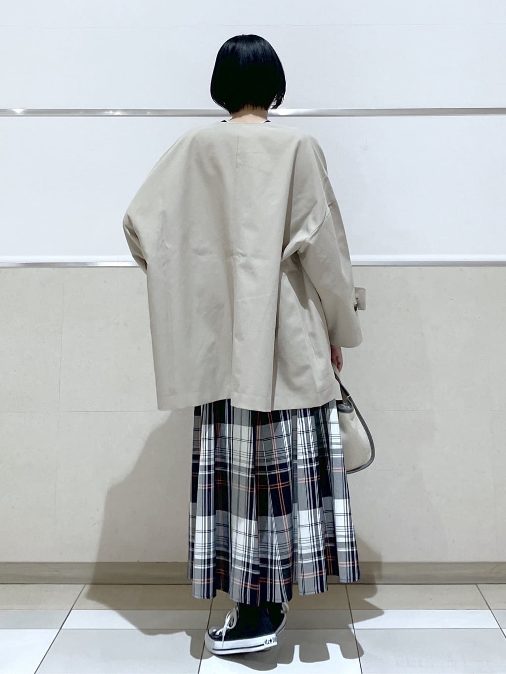 eriko さんの「Dessin｜【花粉ガード/撥水加工/洗える】クルーネックスプリングコート」を使ったコーディネート