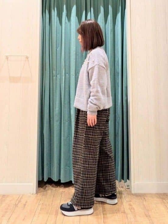 ゆーさんさんの「SHOO･LA･RUE｜大人きらめく ふわふわパール調ニット」を使ったコーディネート