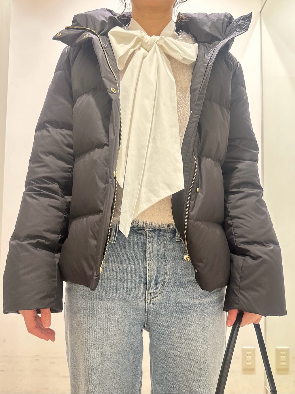 MOMOさんの「index｜撥水ショートダウン【防風／抗菌防臭／洗濯機洗い可】《SS～LL》」を使ったコーディネート
