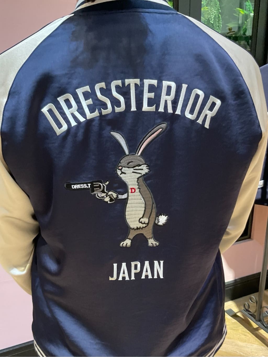 Nagaseさんの「DRESSTERIOR｜【MonoMax4月号掲載】ピストルラビット スカジャン」を使ったコーディネート