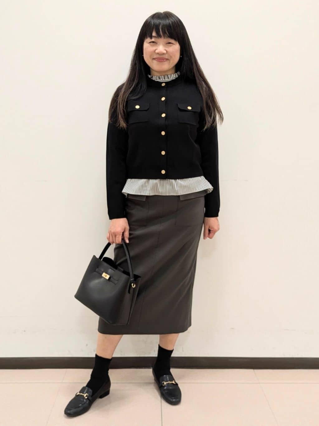 ともさんの「UNTITLED｜◆【コットン100/洗える】シャーリングフリルネックブラウス」を使ったコーディネート