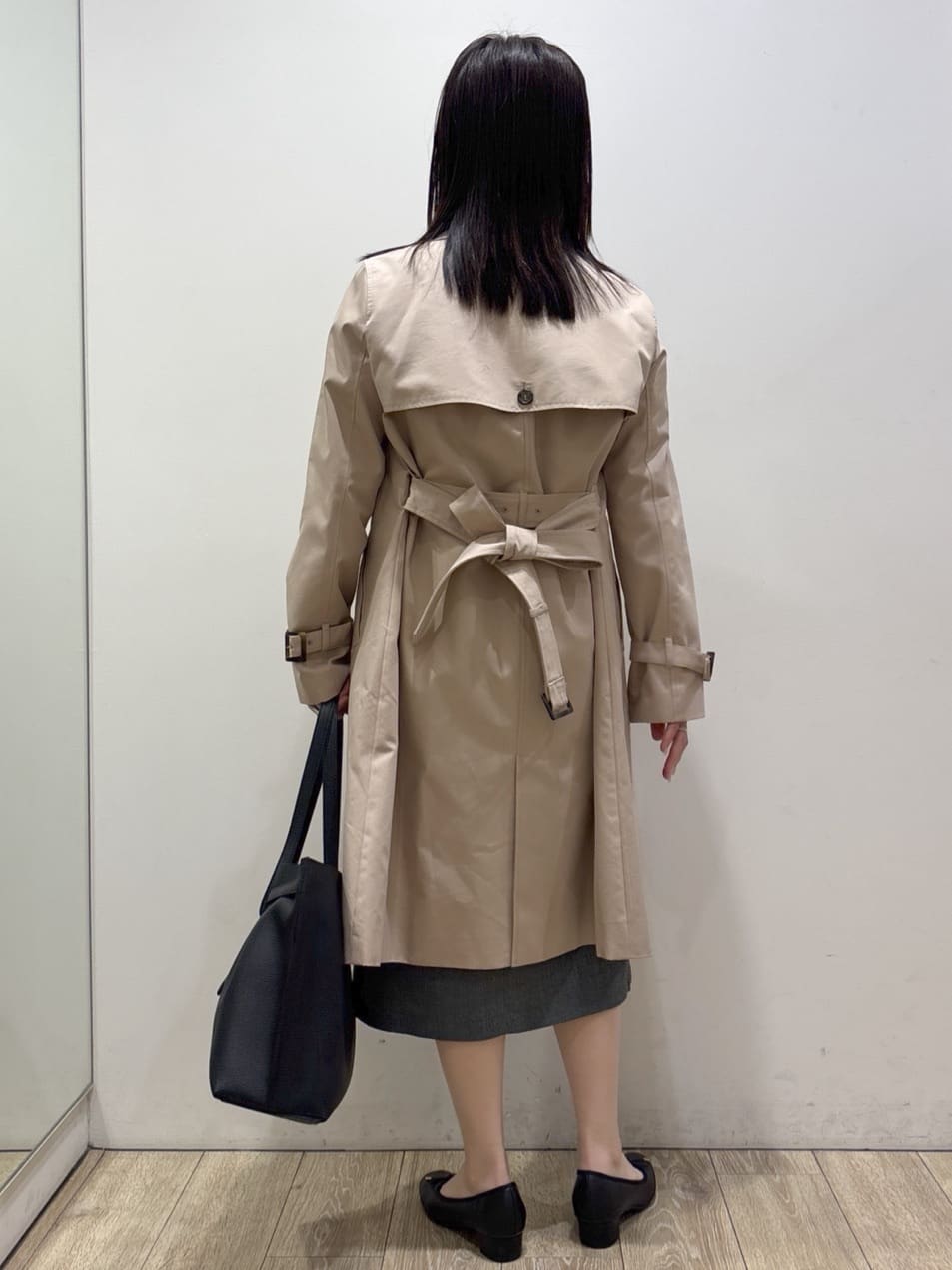 mameさんの「index｜撥水トレンチコート【洗濯機OK／花粉対応】《XS～3L》」を使ったコーディネート