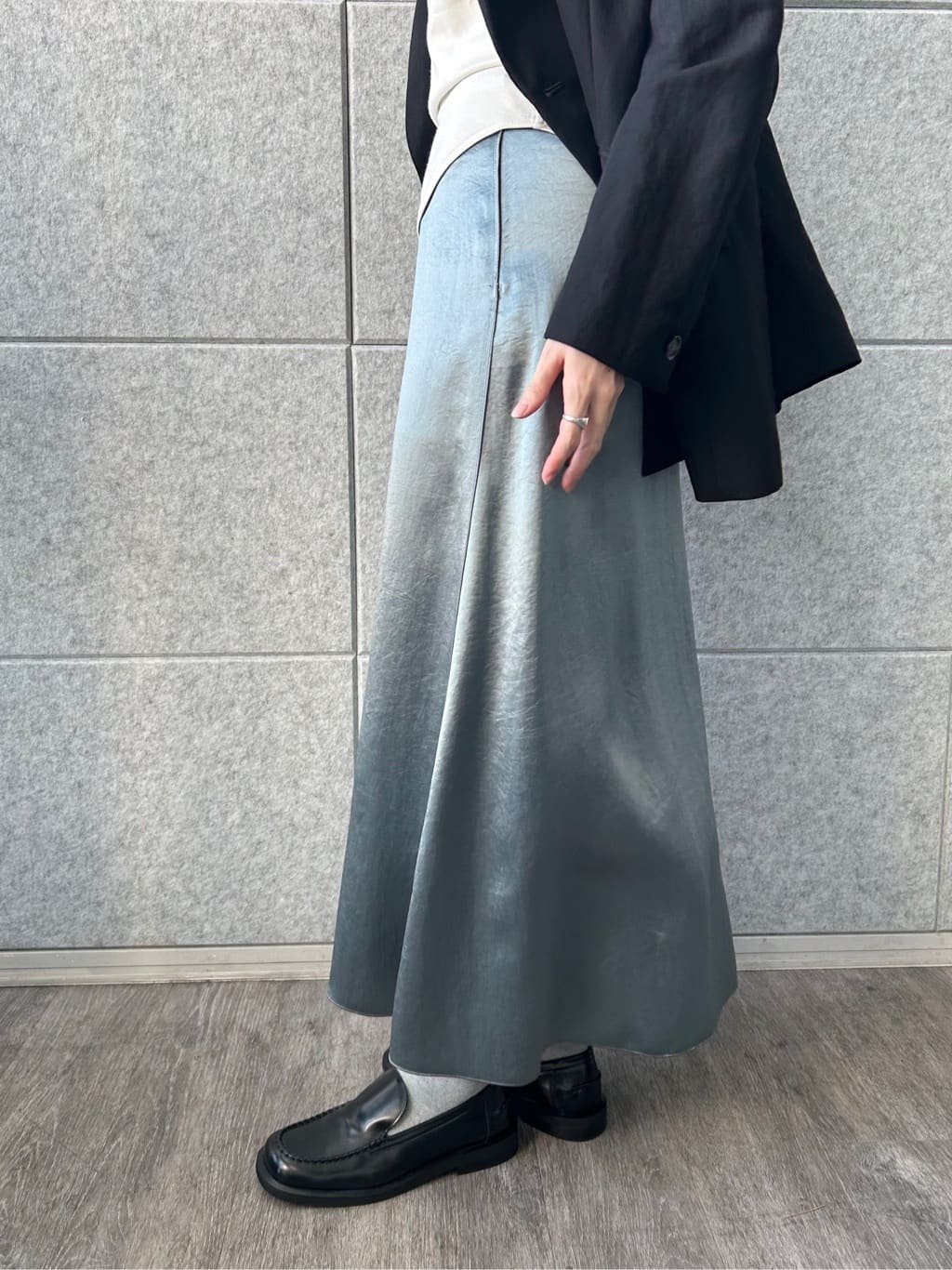 honoka Aさんの「CODE A｜arc tailored jacket」を使ったコーディネート