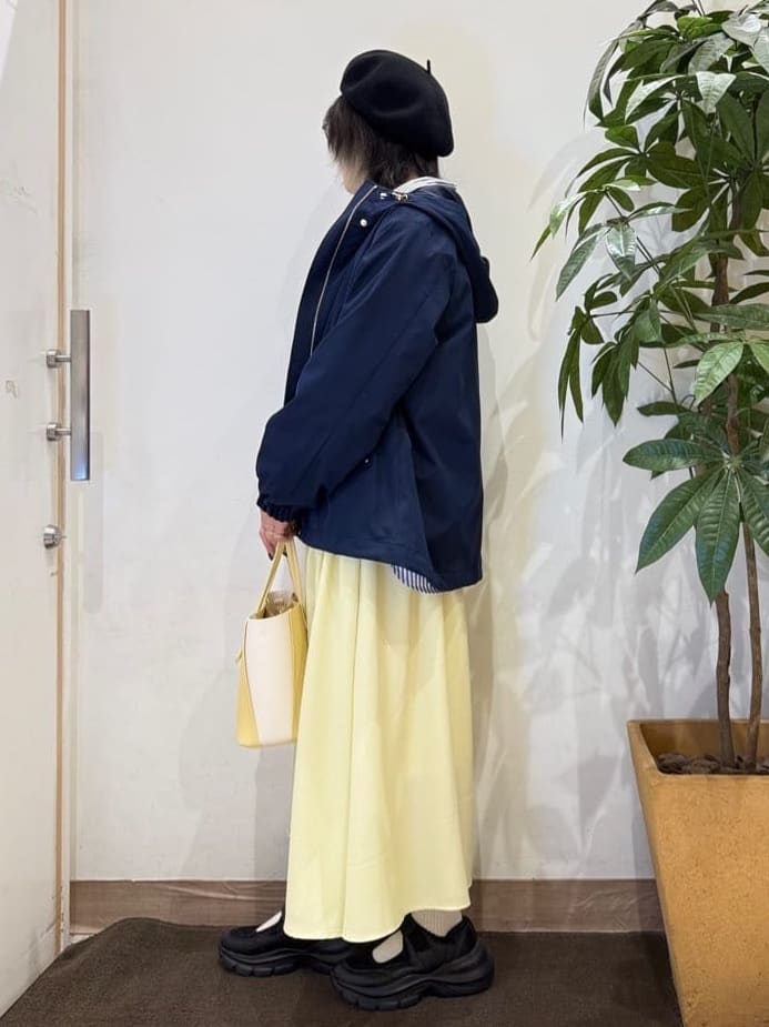 misakiさんの「SHOO･LA･RUE｜【着丈選べる】ふんわり揺れる アソート柄フレアスカート」を使ったコーディネート