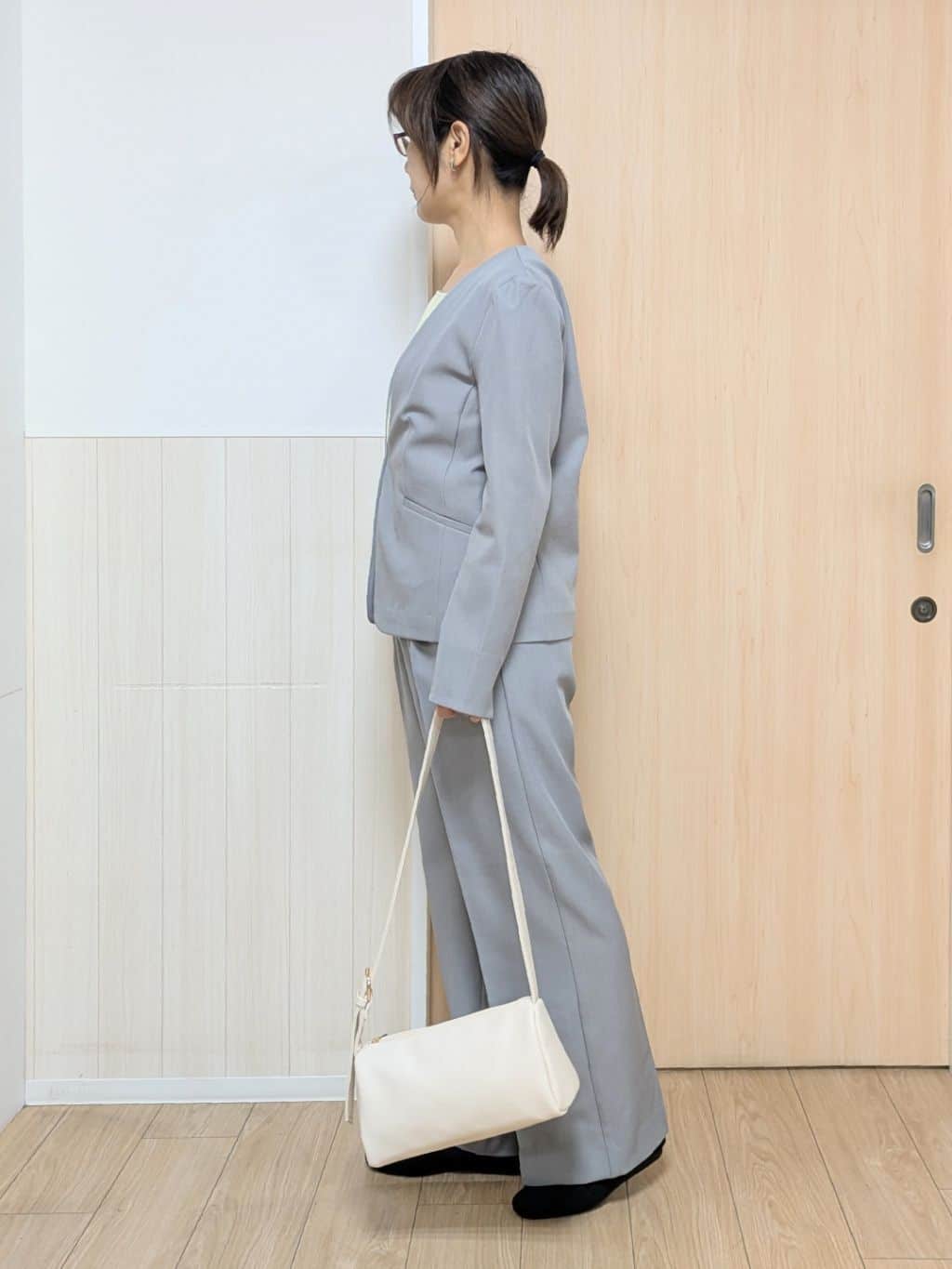 YuAさんの「SHOO･LA･RUE｜【洗濯機可/UV/SS-3L】すっきり好印象 ノーカラージャケット」を使ったコーディネート