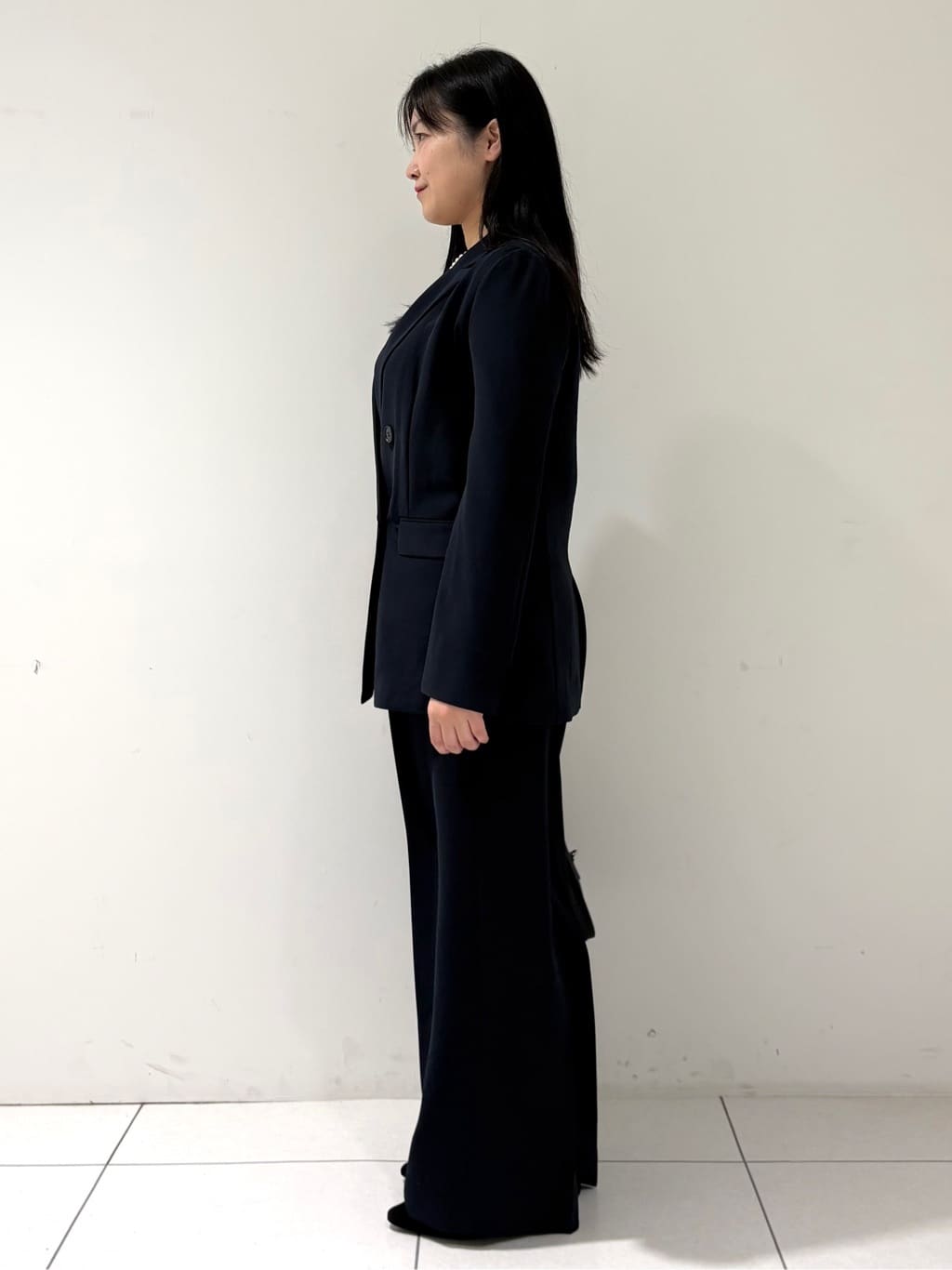 momokoさんの「INDIVI｜【洗える／多機能／SETUP可】着る日傘ダブルジャケット」を使ったコーディネート