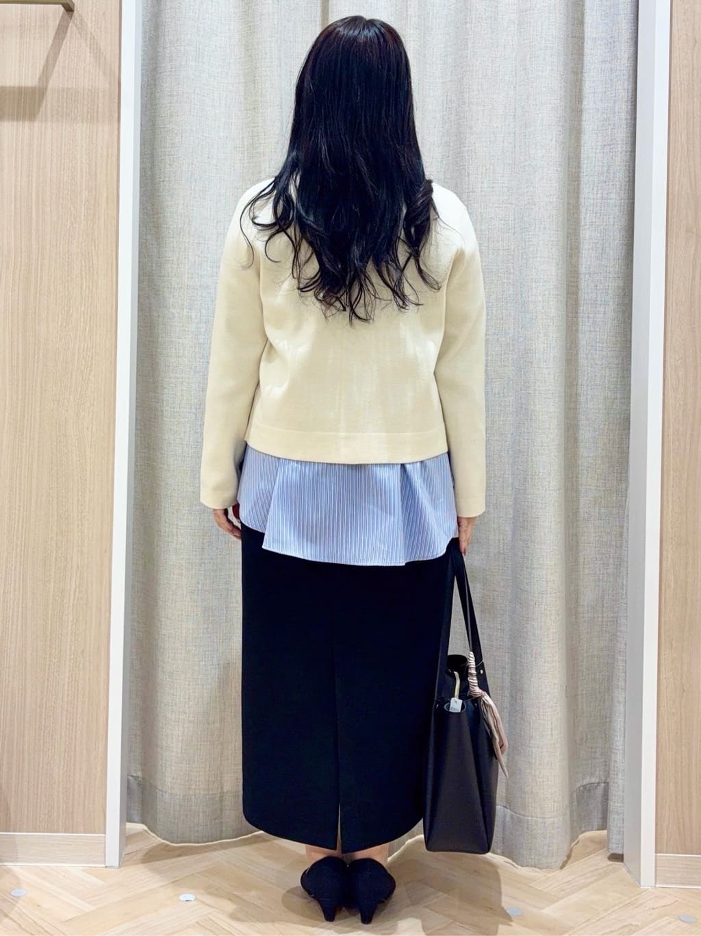 minamiさんの「grove｜【洗える】毛玉軽減クルーネックカーディガン」を使ったコーディネート