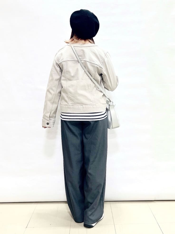 YUIさんの「SHOO･LA･RUE｜口元ギャザーミニショルダーバッグ」を使ったコーディネート