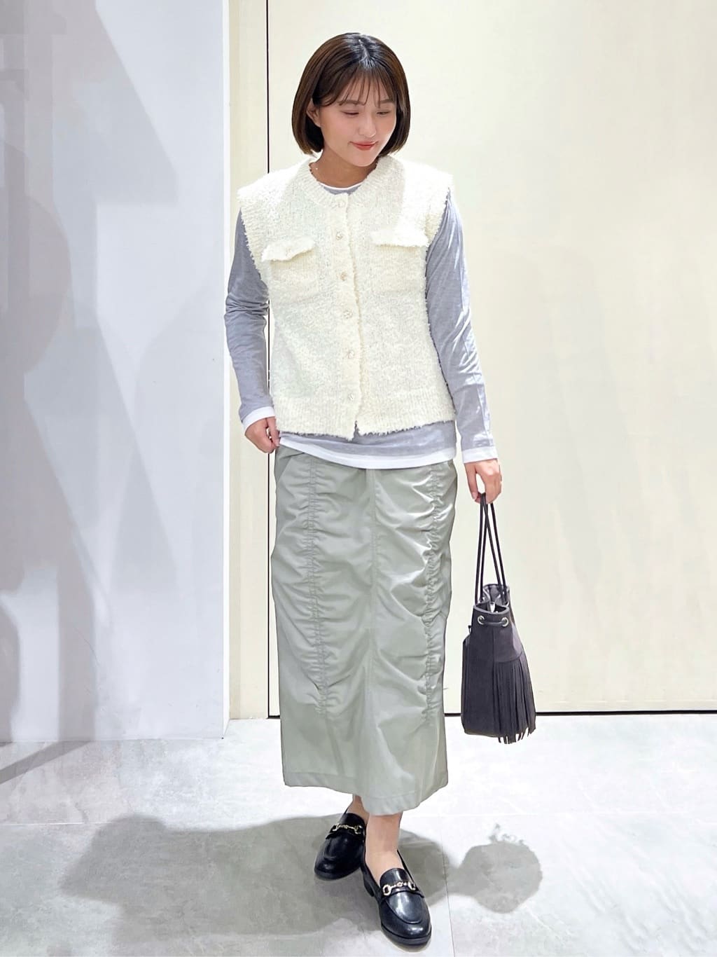 Unaさんの「OPAQUE.CLIP｜配色レイヤードロングスリーブTシャツ【洗える】」を使ったコーディネート