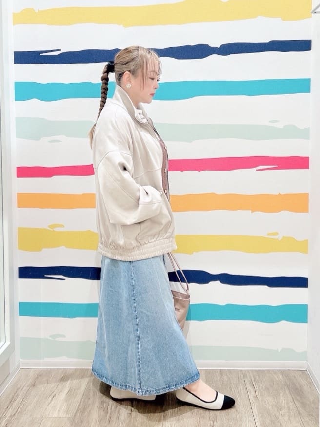 Peeさんの「SHOO･LA･RUE｜【SHOO・LA・RUE DENIM】シンプルだから使いやすい Aラインスカート」を使ったコーディネート