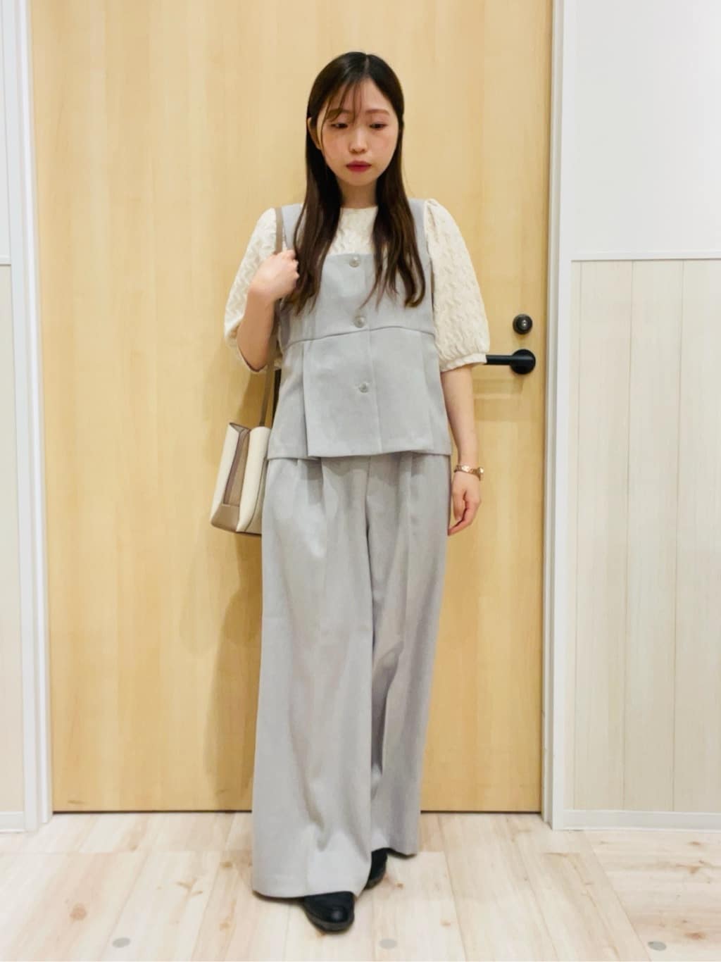 minamiさんの「SHOO･LA･RUE｜【2点セット/S-LL】着回し力も抜群 着るだけで決まる大人上品セットアップ」を使ったコーディネート
