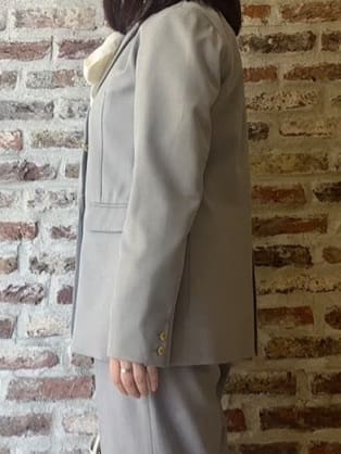 tokiさんの「THE SHOP TK｜【通勤にもデイリーにも】CAVIAN 金ボタンダブルブレストジャケット」を使ったコーディネート