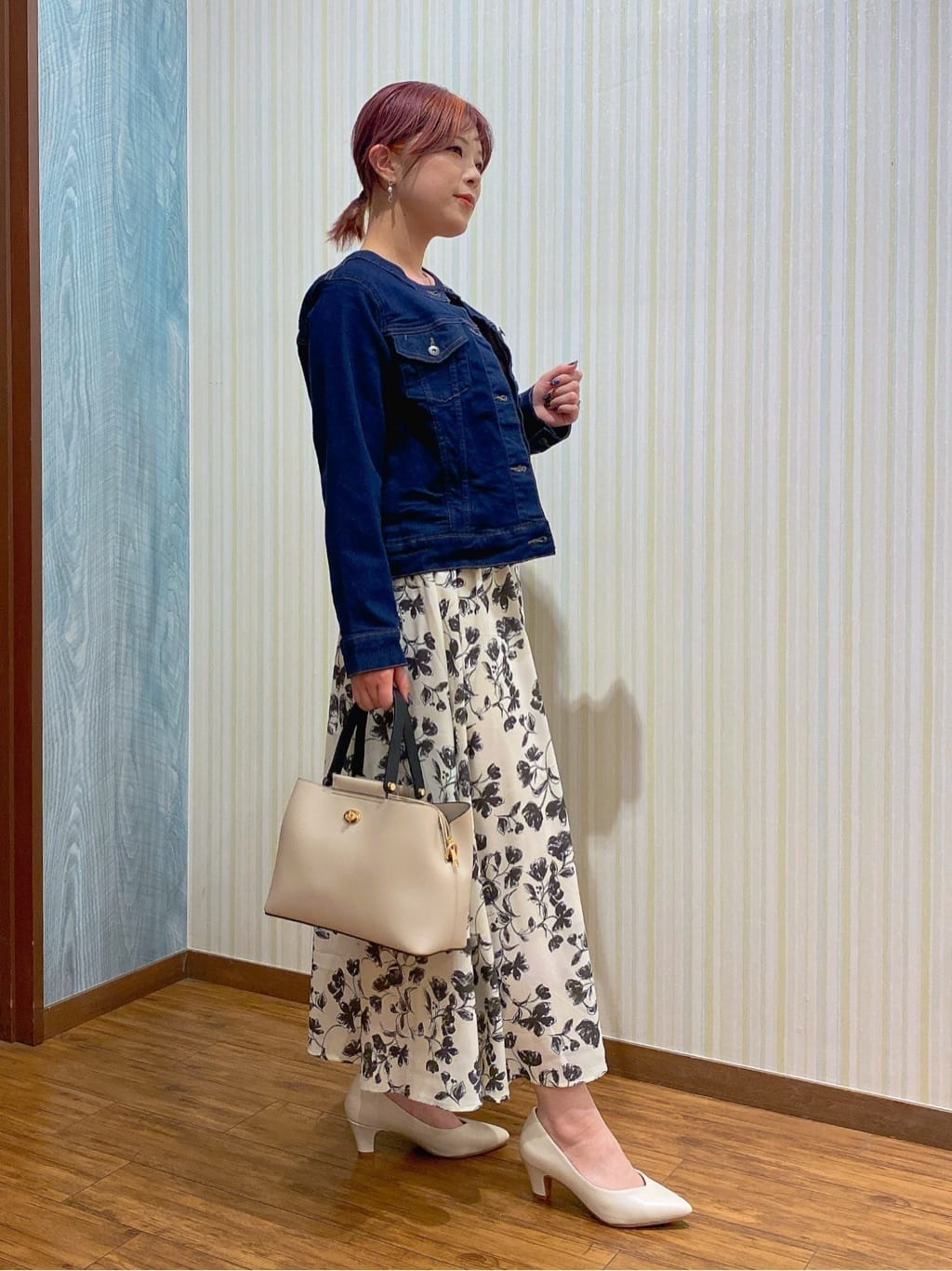 ayaさんの「SHOO･LA･RUE｜【SHOO・LA・RUE DENIM/S-LL/高レビュー】大人のための ノーカラーデニムジャケット」を使ったコーディネート