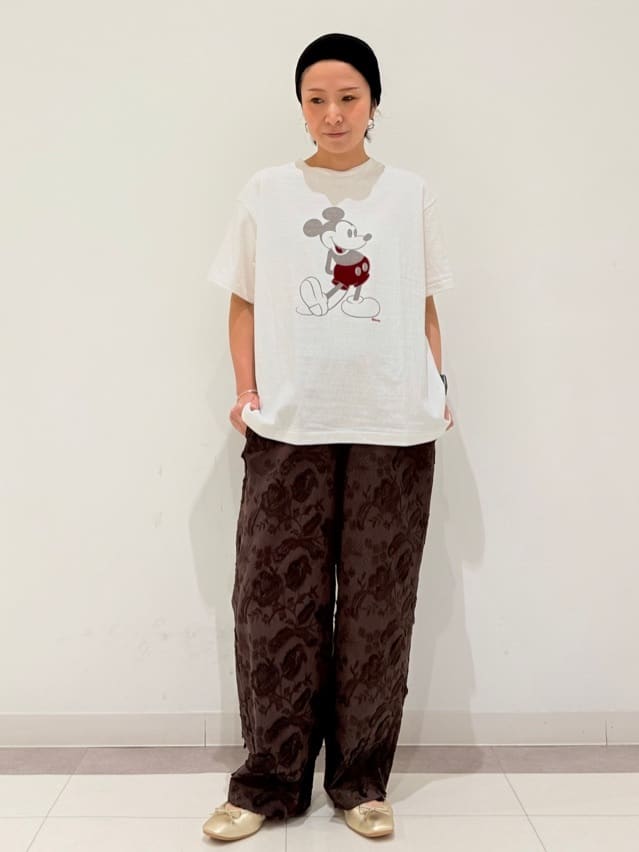 MIYAKAWAさんの「DRESSTERIOR｜【ウォッシャブル/ウエストゴム】コットンエンブロイダリー イージーパンツ」を使ったコーディネート