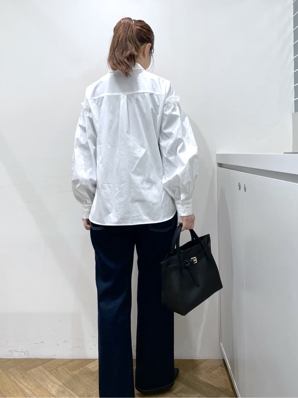 Junさんの「index｜ボリュームスリーブブラウス【洗濯機OK】《5col》」を使ったコーディネート