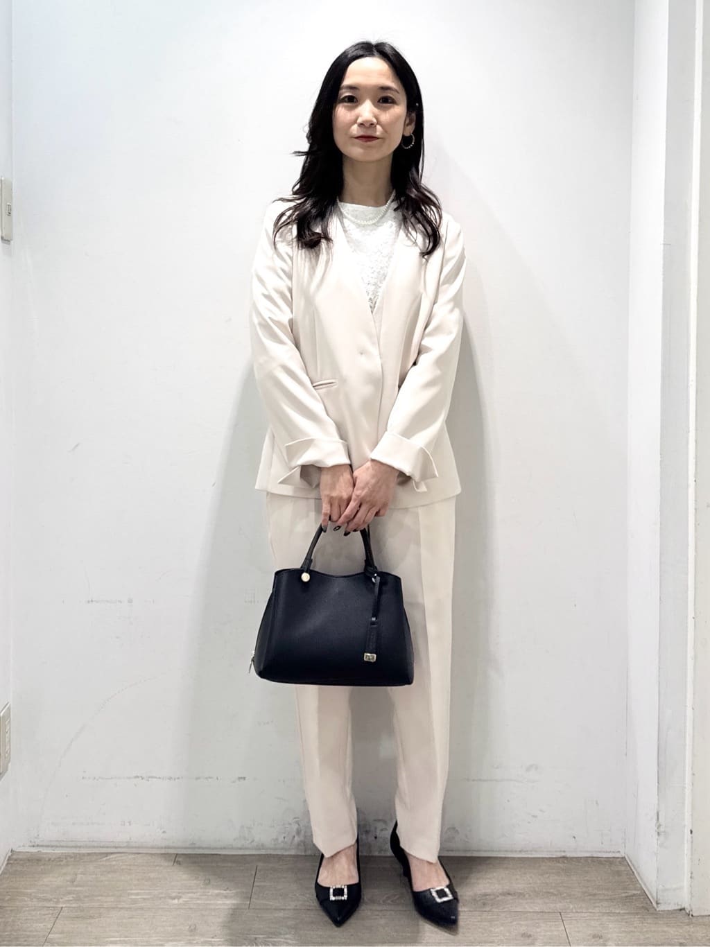 yuicciさんの「OPAQUE.CLIP｜《通勤／セットアップ対応》 Vネックジャケット／ダブルクロス【洗濯機OK】」を使ったコーディネート