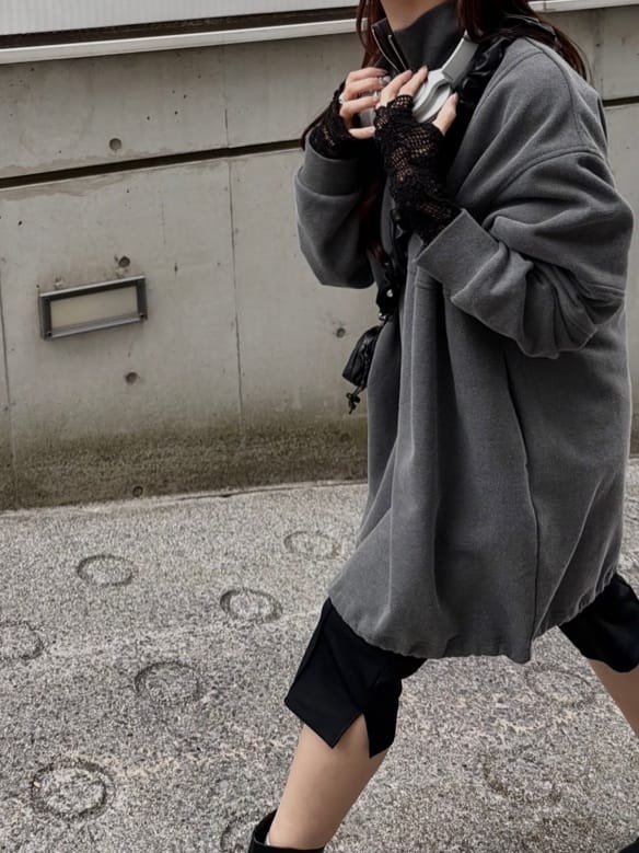 kanamiさんの「CODE A｜cropped leggings pants」を使ったコーディネート