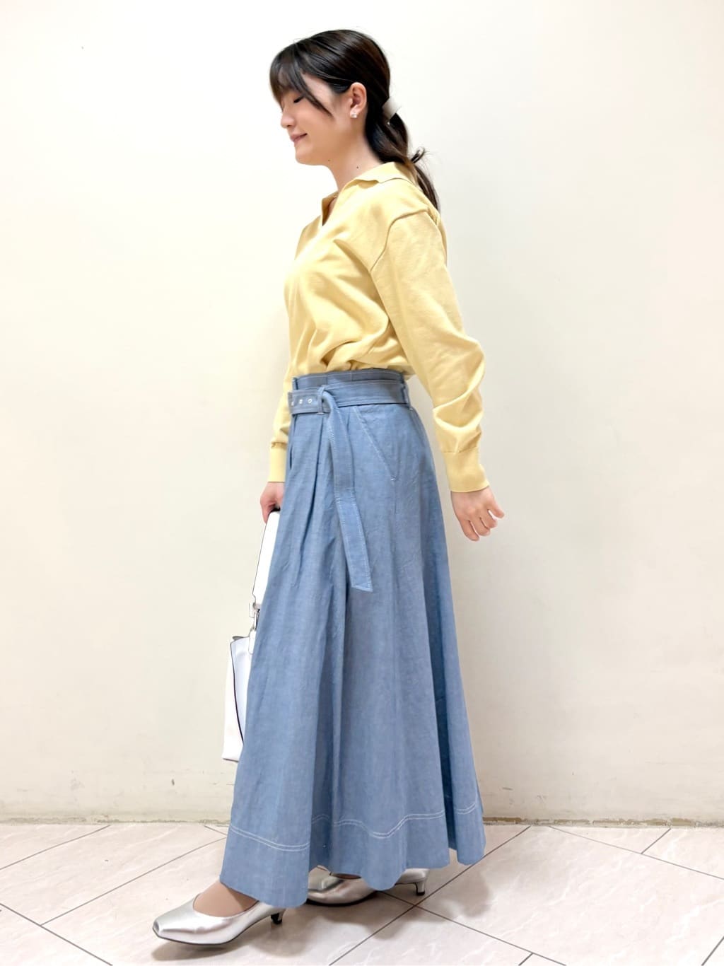 mikiさんの「Reflect｜スキッパーネックニットプルオーバー」を使ったコーディネート