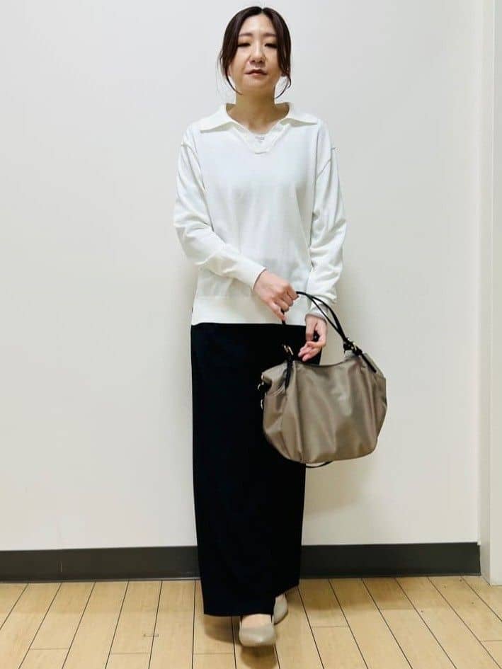 miiiさんの「Reflect｜スキッパーネックニットプルオーバー」を使ったコーディネート