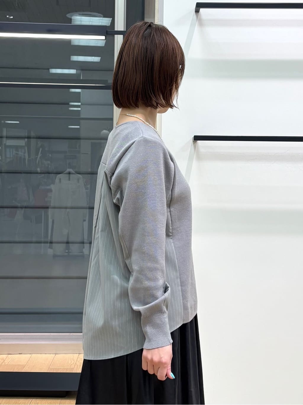 asamiさんの「INDIVI｜【洗える／選べる8色】トーンアップニット」を使ったコーディネート