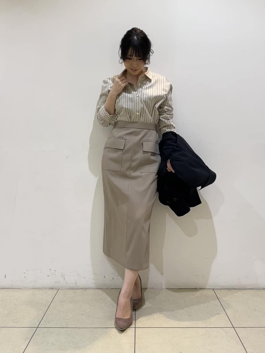 watanabeさんの「UNTITLED｜【定番人気/はっ水/洗える】タスランショートトレンチコート」を使ったコーディネート