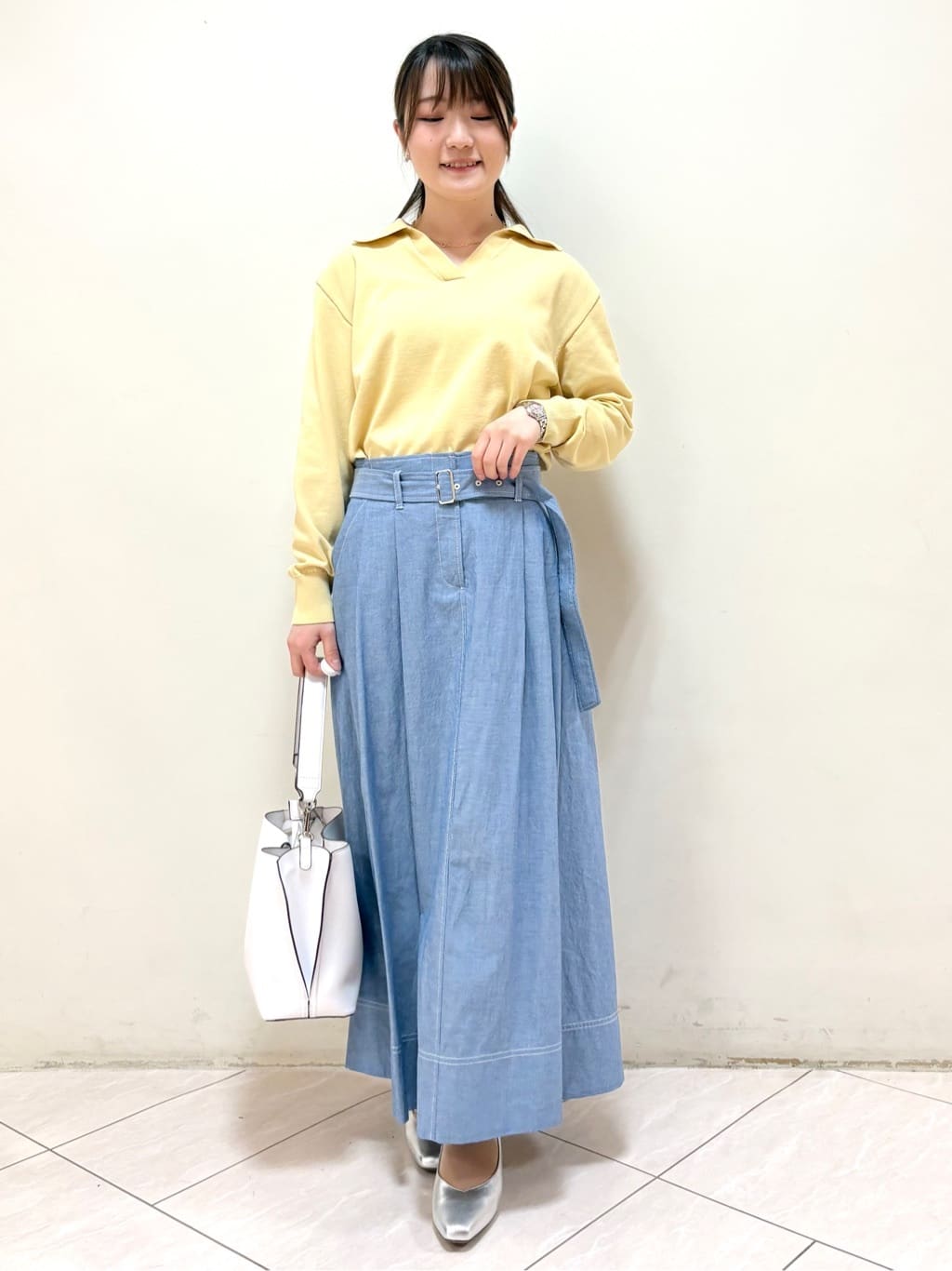 mikiさんの「Reflect｜スキッパーネックニットプルオーバー」を使ったコーディネート
