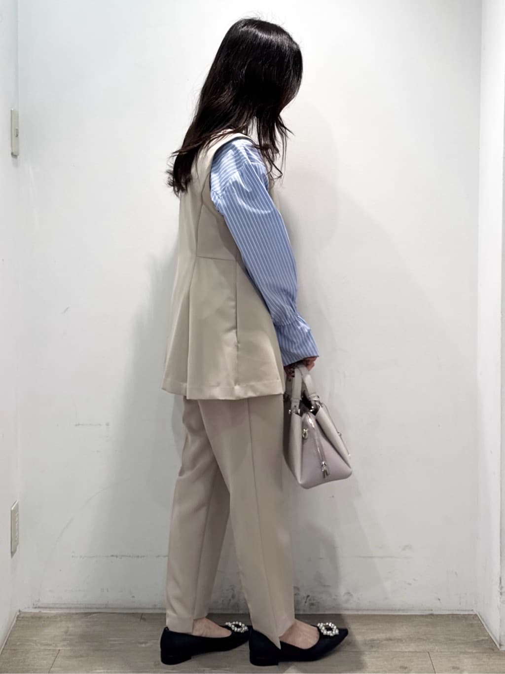 yuicciさんの「OPAQUE.CLIP｜ペプラムジレ／セットアップ対応可【洗濯機OK】」を使ったコーディネート