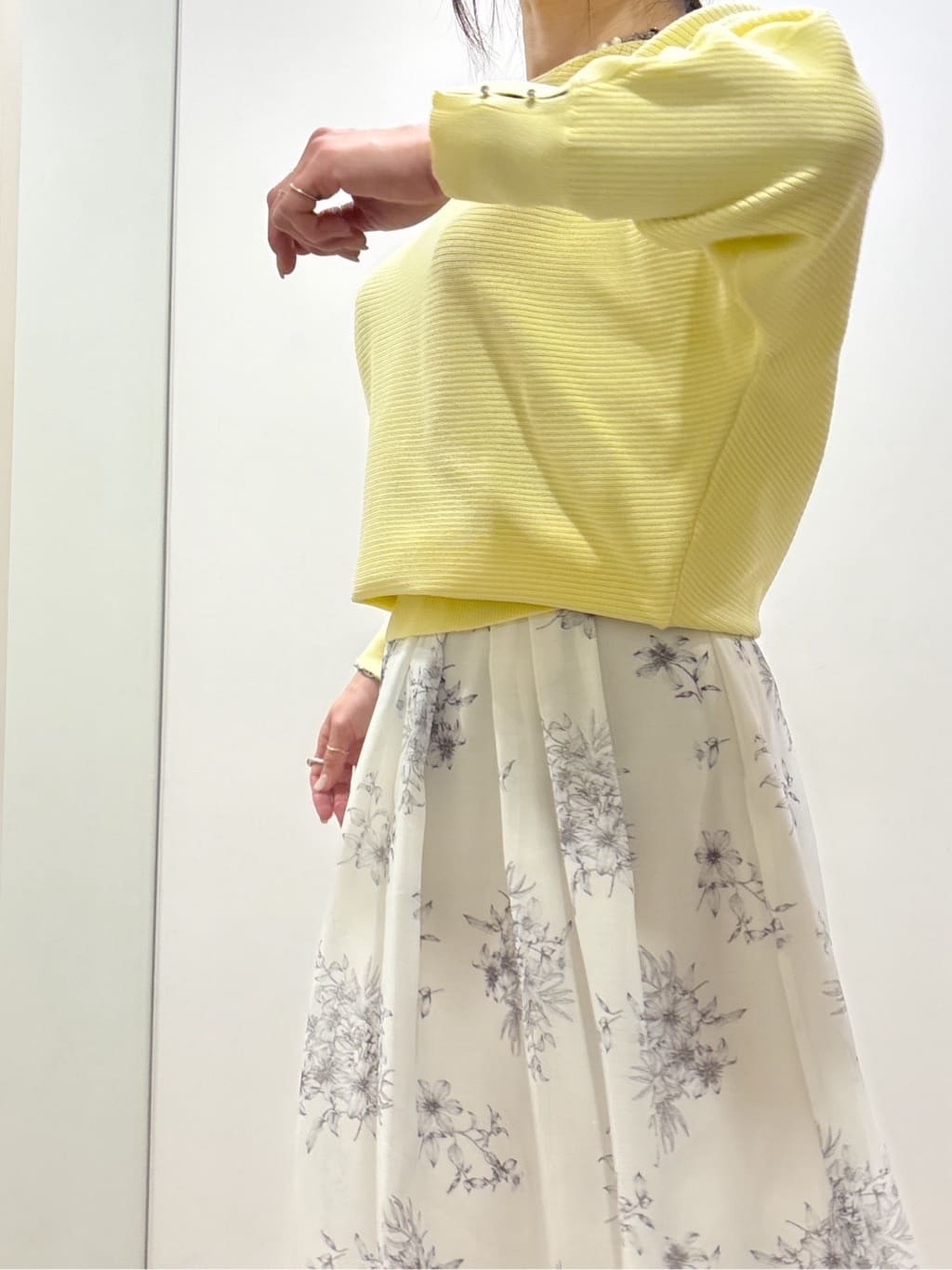 mameさんの「index｜撥水トレンチコート【洗濯機OK／花粉対応】《XS～3L》」を使ったコーディネート