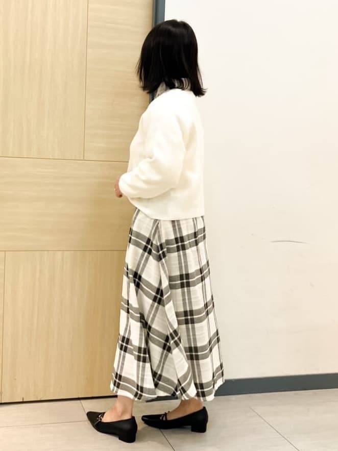 YOさんの「grove｜毎日着たくなる、もちもち畦編みニット」を使ったコーディネート