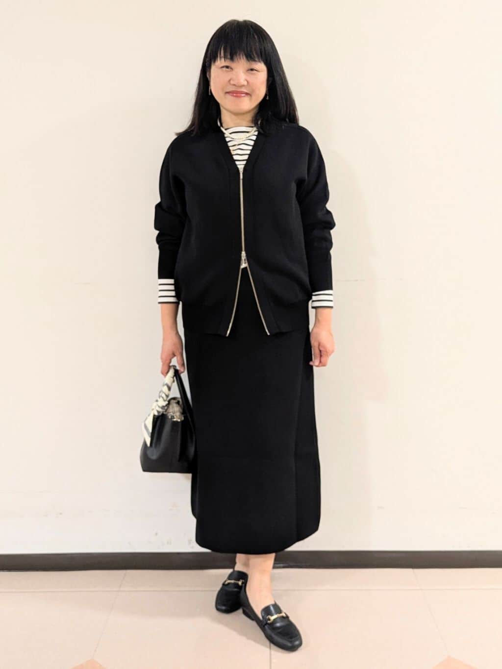 ともさんの「UNTITLED｜◆【軽羽織り/セットアップ可】ジップアップニットカーディガン」を使ったコーディネート